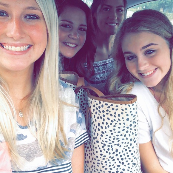 Meet your Buyer/seller/trader 🤗🤗 - Picture 10 of 10